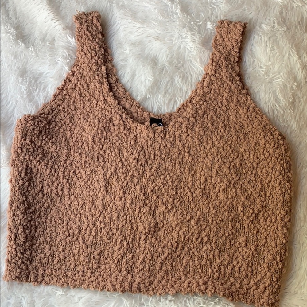 Cropped tank